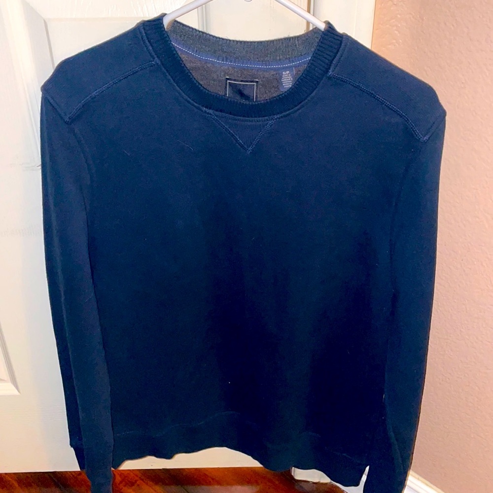 Navy men’s S sweater